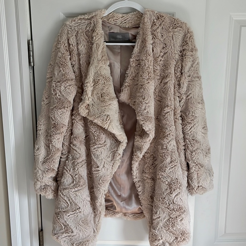 Faux fur jacket XS NEW